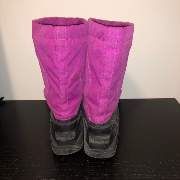 Kamik winter and snow boots size 5 youths - Picture 3 of 7